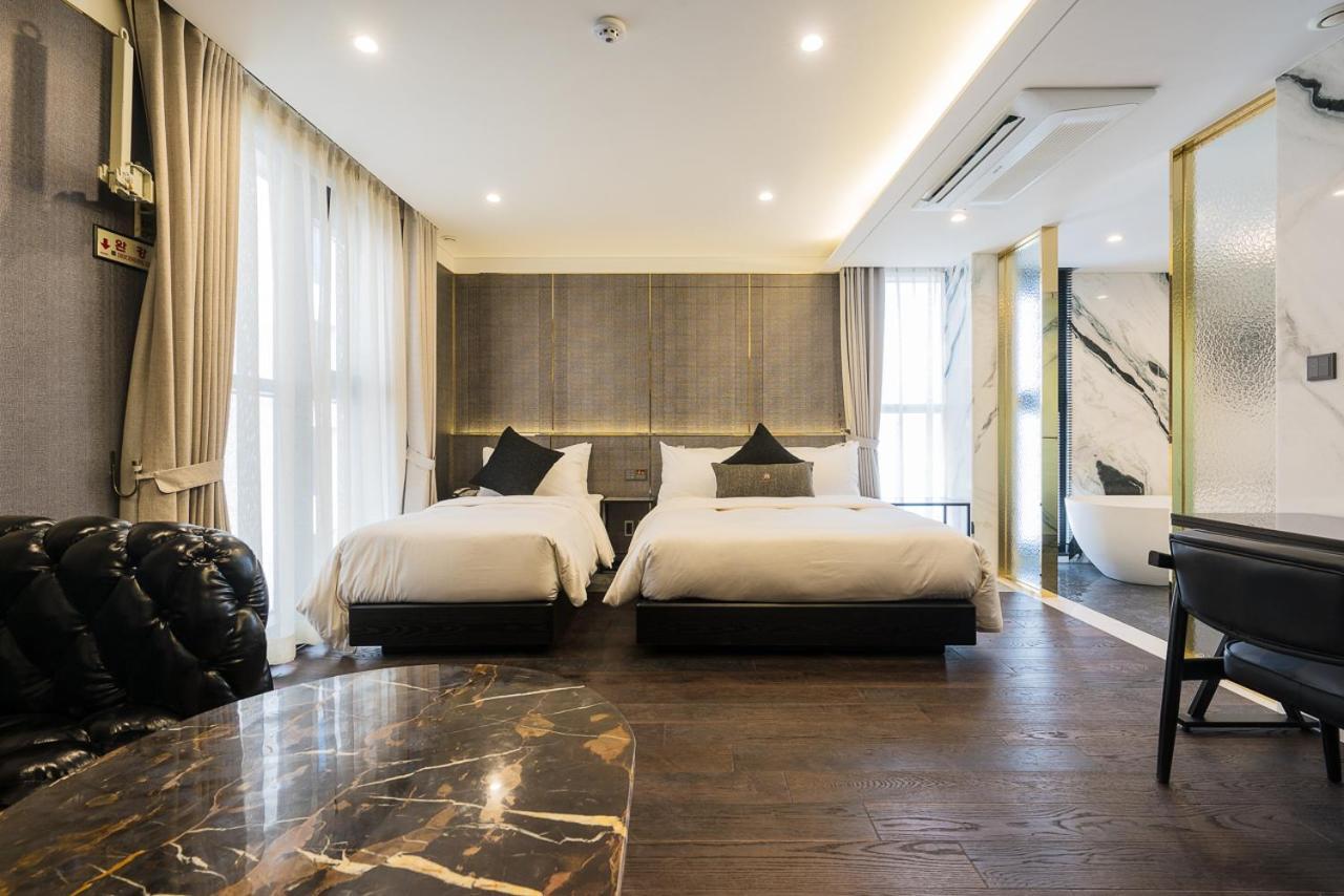 Hotel The May Jongno Сеул Екстер'єр фото